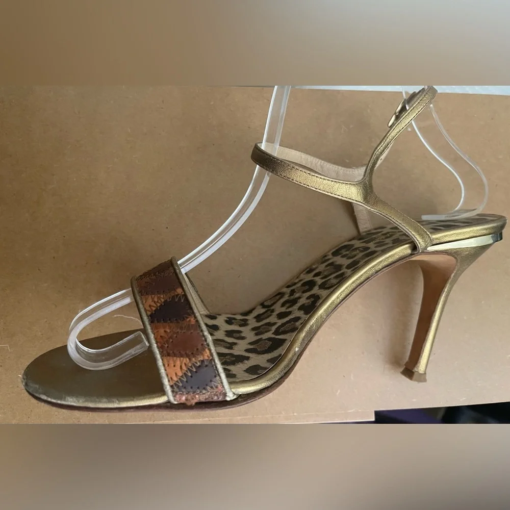 Dolce & Gabbanna vintage sandals. Size 39 fits like an 8.5 - Picture 9 of 16